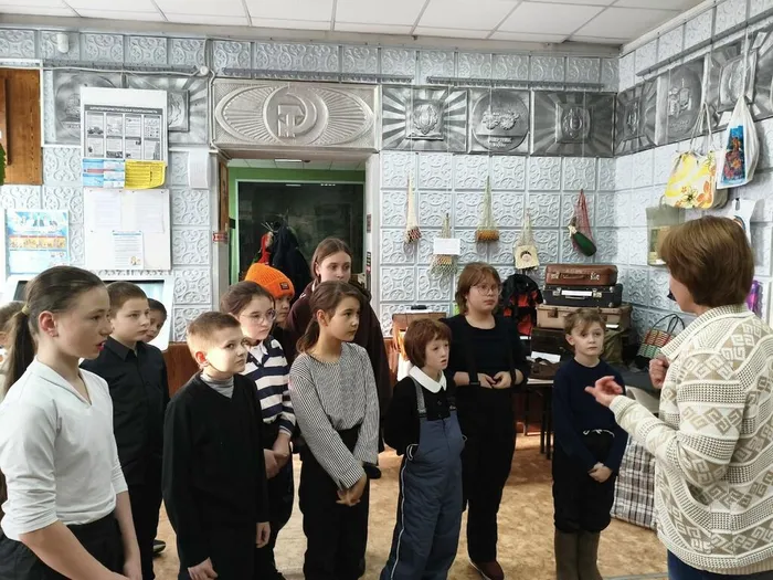 UDF-h_KY5Ju7Ez3cTIfznlK8j-2gZm3jysAPkmCU_jM1xwhd14N6Hhvexrw2USXY9Mv_hdgr